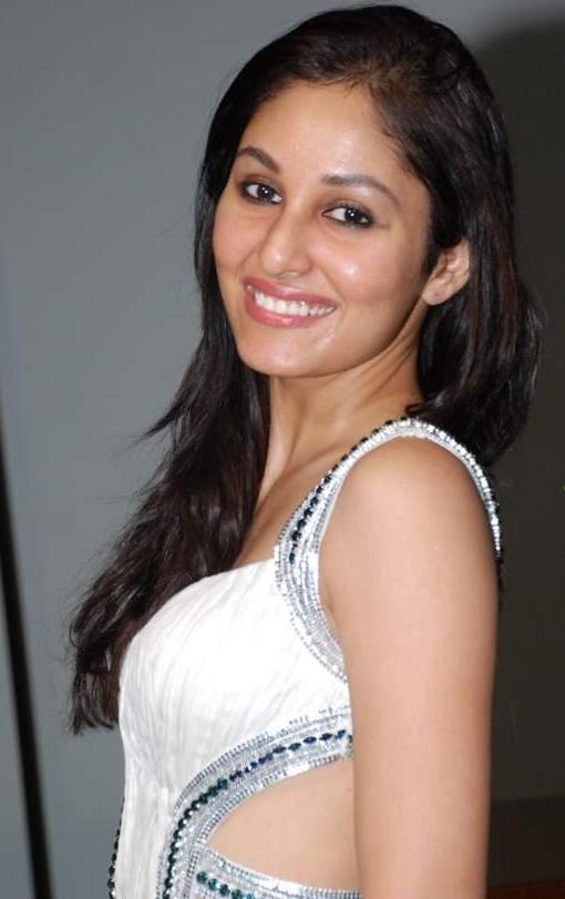 Pooja Chopra Age